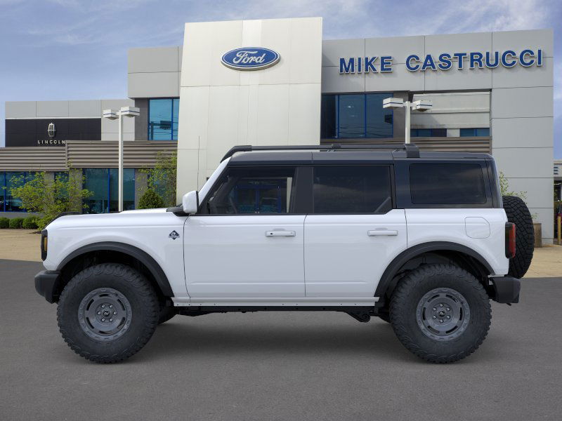 2024 Ford Bronco Outer Banks photo 3