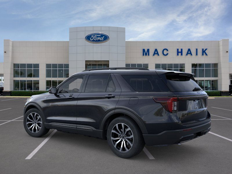 2026 Ford Explorer ST-Line photo 4
