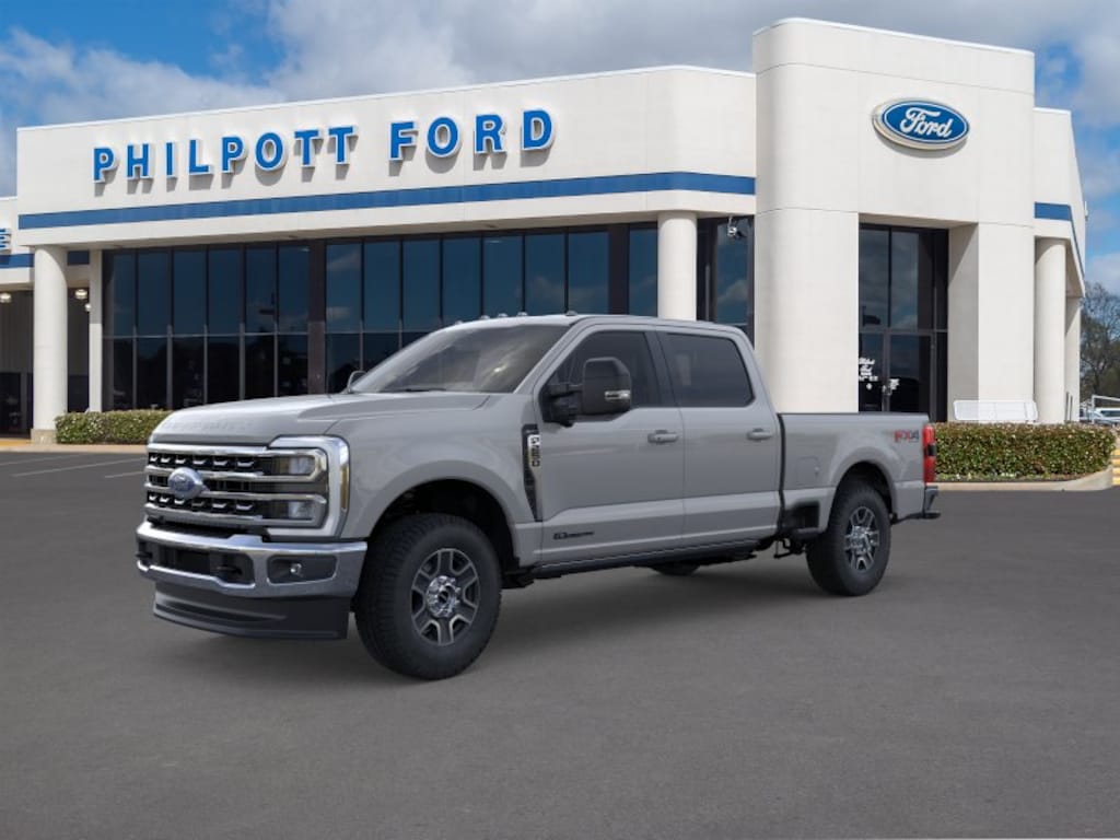 New 2026 Ford F-250 LARIAT Truck Crew Cab