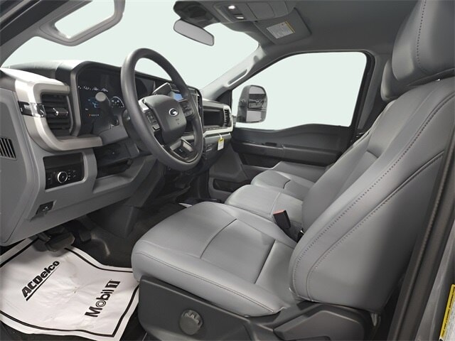 2025 Ford F-250 Super Duty XL - Photo 29