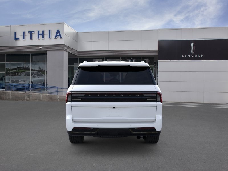 Thumbnail: 2026 Lincoln Navigator - 35