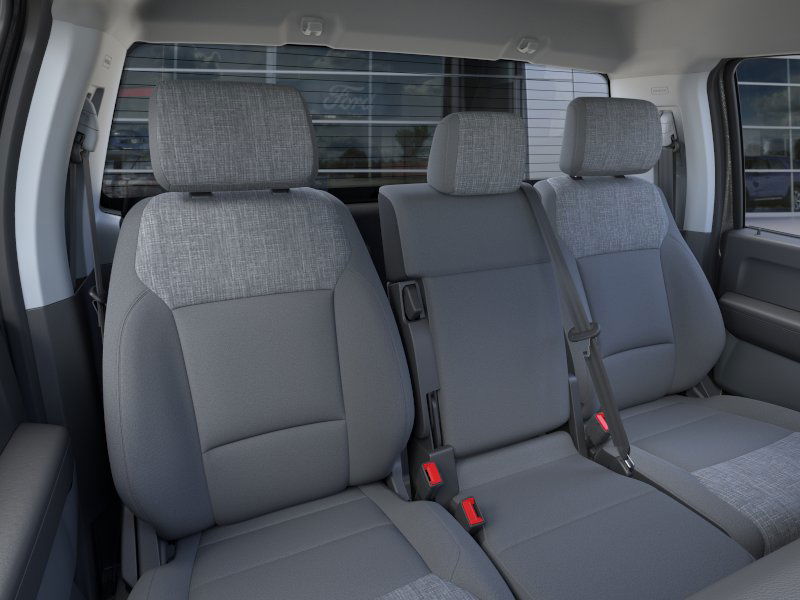 2025 Ford F-350 Super Duty XLT - Photo 10