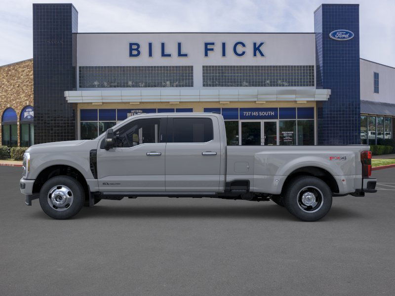 2026 Ford F-350 Platinum photo 3