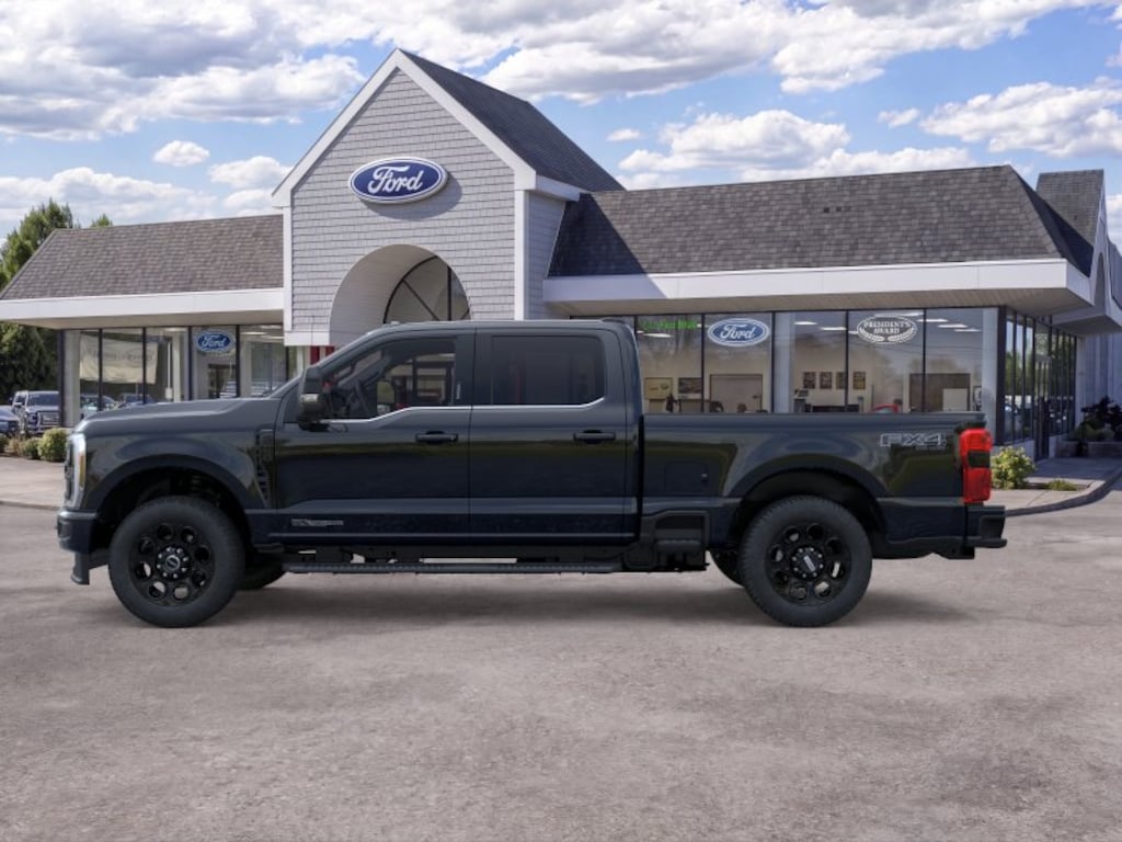 New 2026 Ford Super Duty F-350® Lariat® TRUCK