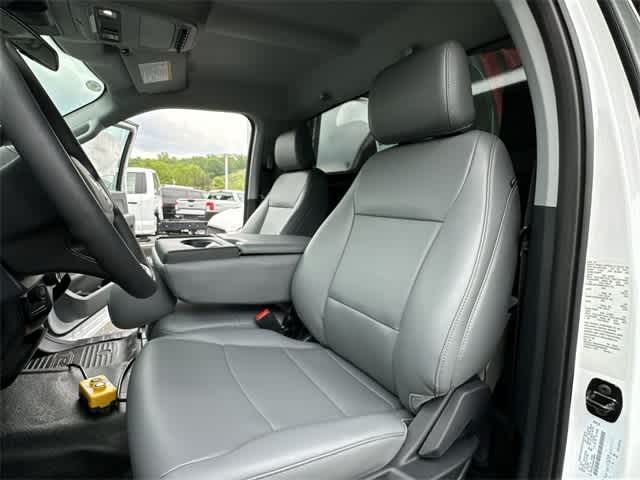 Thumbnail: 2025 Ford Econoline - 39