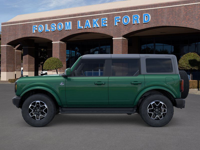 2025 Ford Bronco Outer Banks photo 4