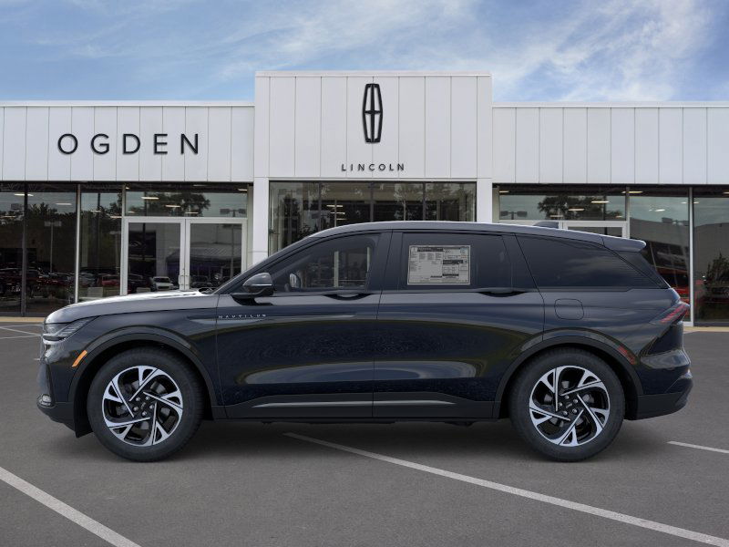 2025 Lincoln Nautilus Premiere photo 3