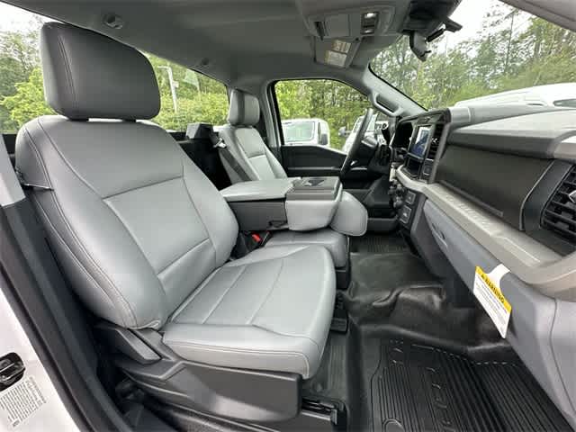 Thumbnail: 2025 Ford  - 44