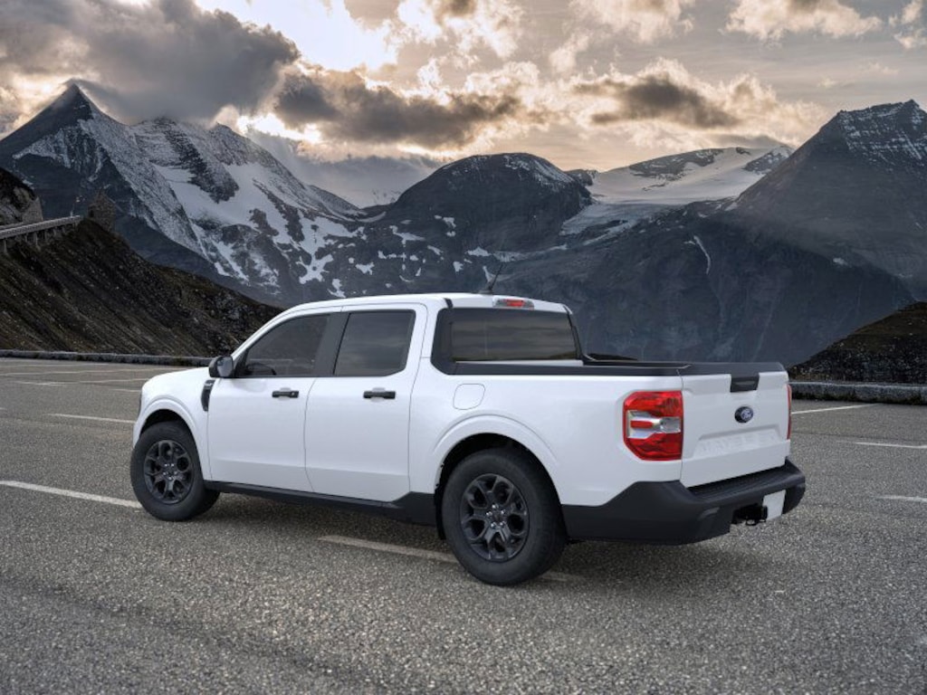 New 2025 Ford Maverick XLT Truck SuperCrew