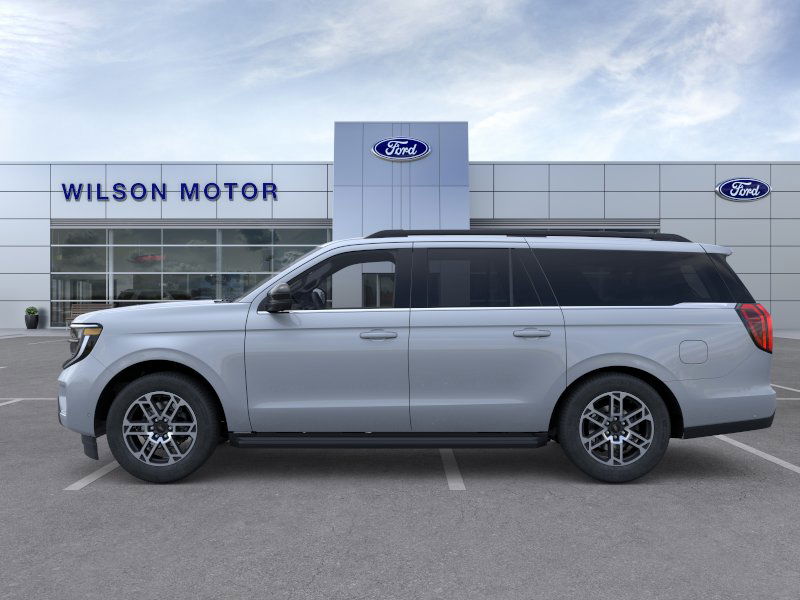 2025 Ford Expedition MAX photo 2