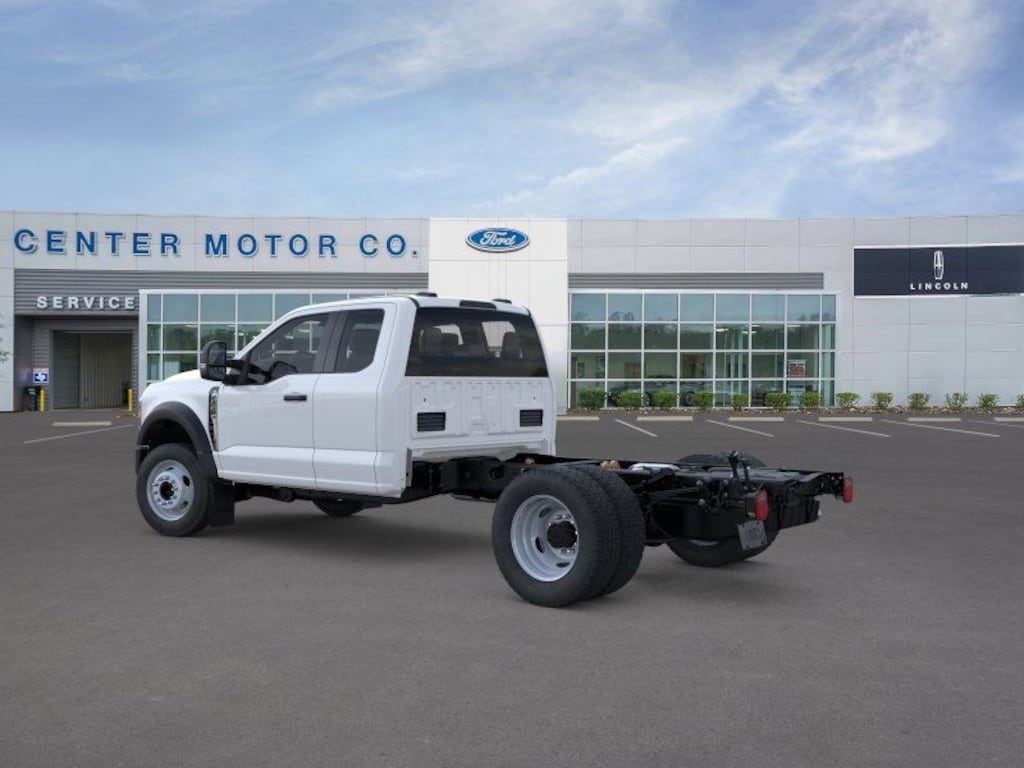 New 2026 Ford F-450 Chassis TRUCK
