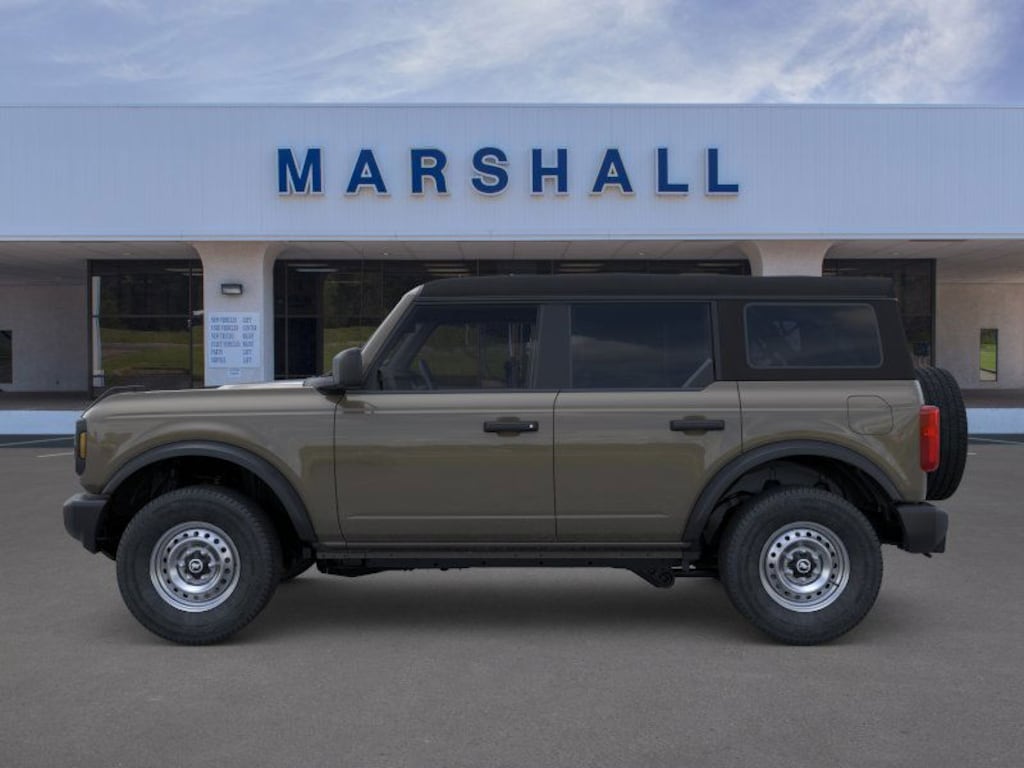 New 2025 Ford Bronco Base SUV