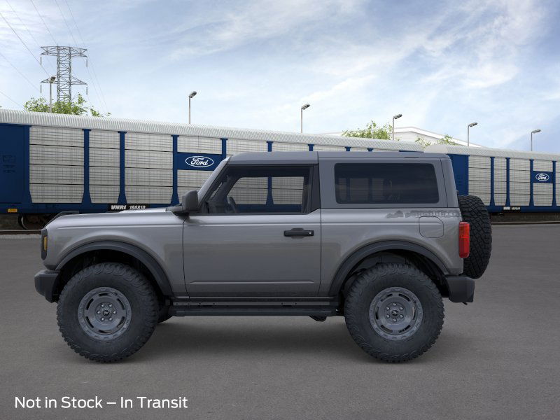 2025 Ford Bronco Base photo 4