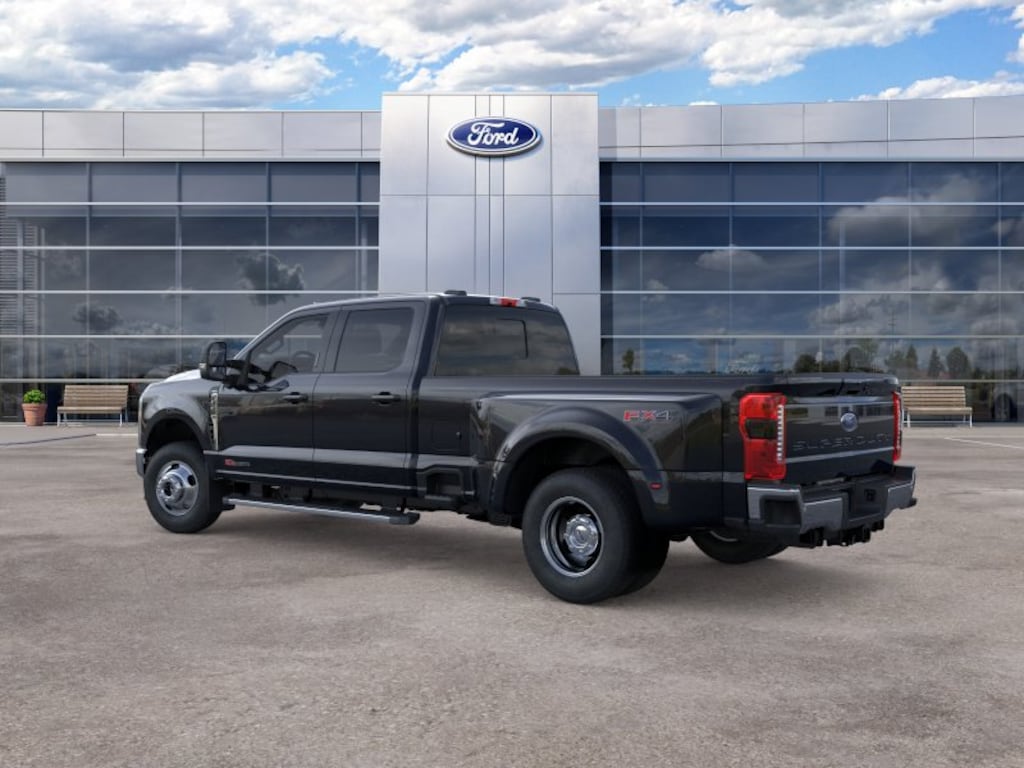 New 2026 Ford Super Duty F-350® Lariat® TRUCK