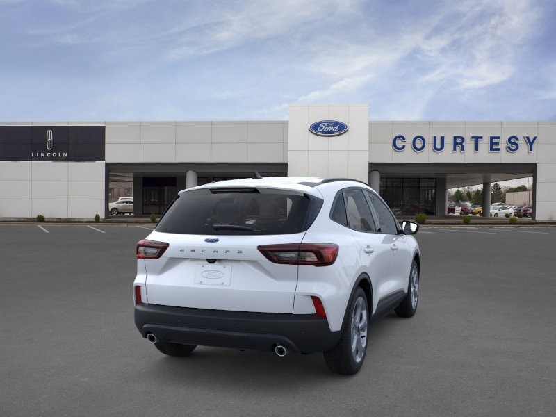 2026 Ford Escape ST-Line - Photo 9