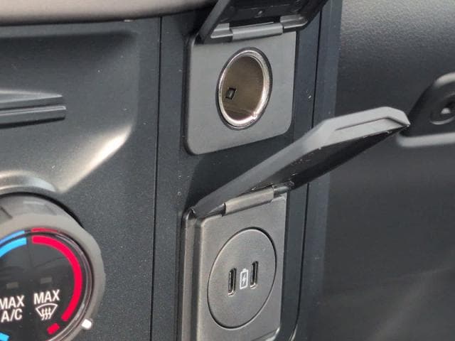 new 2025 Ford F-150 car, priced at $39,056