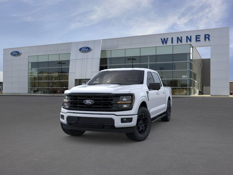 2025 Ford F-150 XLT photo 2