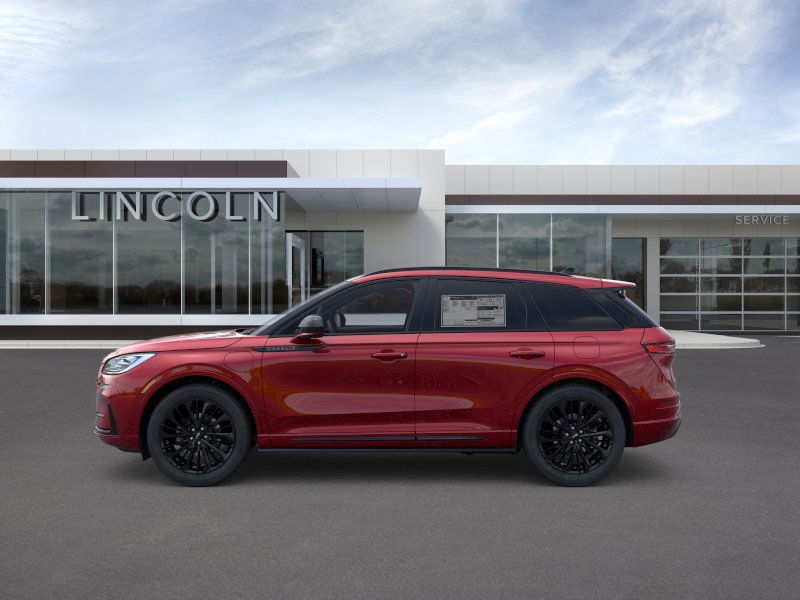 2025 Lincoln Corsair Grand Touring photo 2