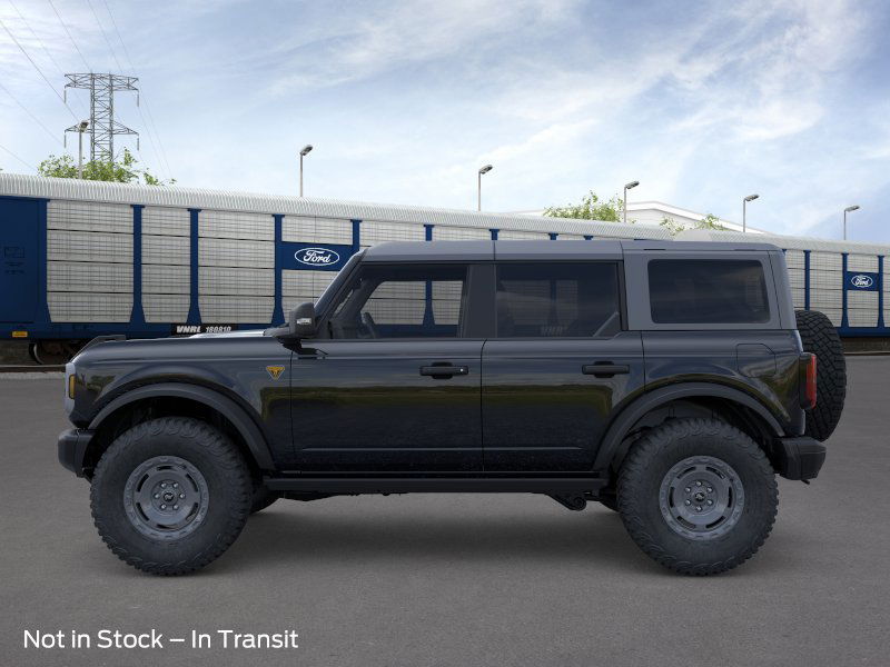 2025 Ford Bronco Badlands photo 3