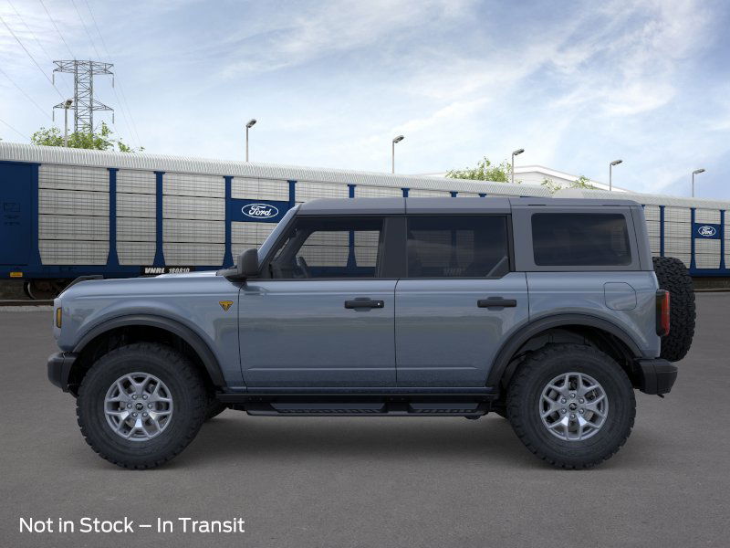 2025 Ford Bronco Badlands photo 3
