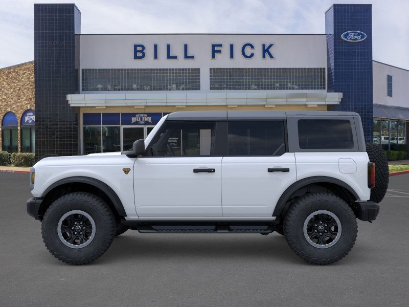2025 Ford Bronco Badlands photo 2