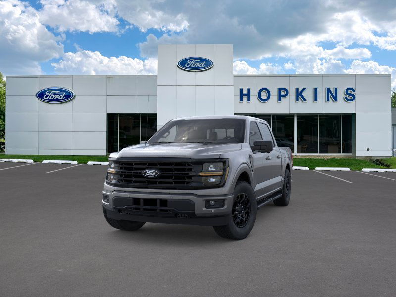 2025 Ford F-150 XLT photo 2