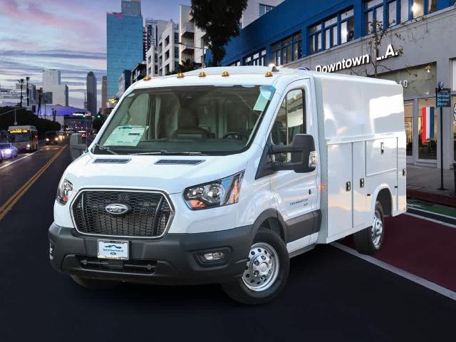 2025 Ford Transit Cutaway Base - Photo 39