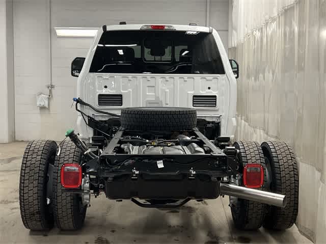 Thumbnail: 2025 Ford Econoline - 31