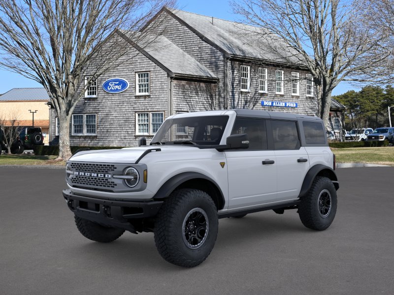 2025 Ford Bronco SUV 