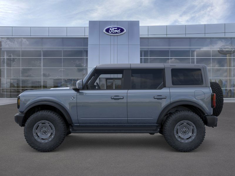 2025 Ford Bronco Outer Banks photo 4