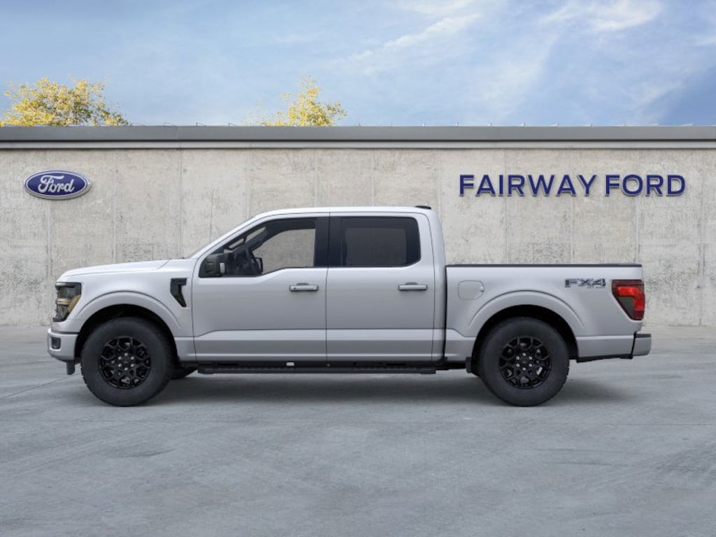 New 2025 Ford F-150 XLT XLT 4WD SuperCrew 5.5 Box