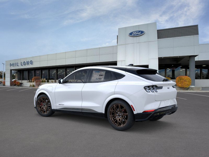 2025 Ford Mustang Mach-E GT photo 4