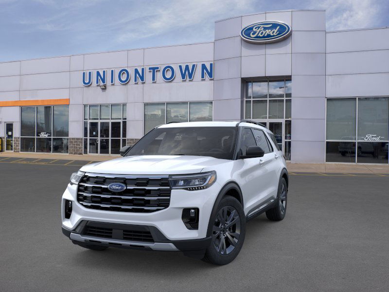2025 Ford Explorer photo 2