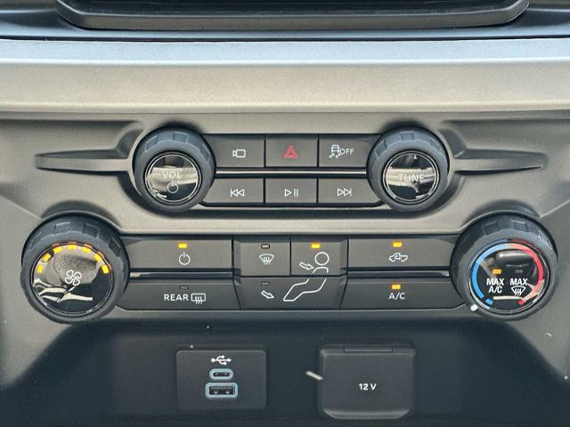 Thumbnail: 2026 Ford Econoline - 43