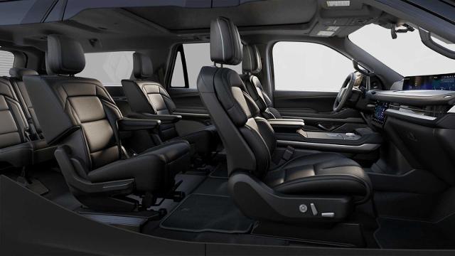 Thumbnail: 2025 Lincoln Navigator L - 14
