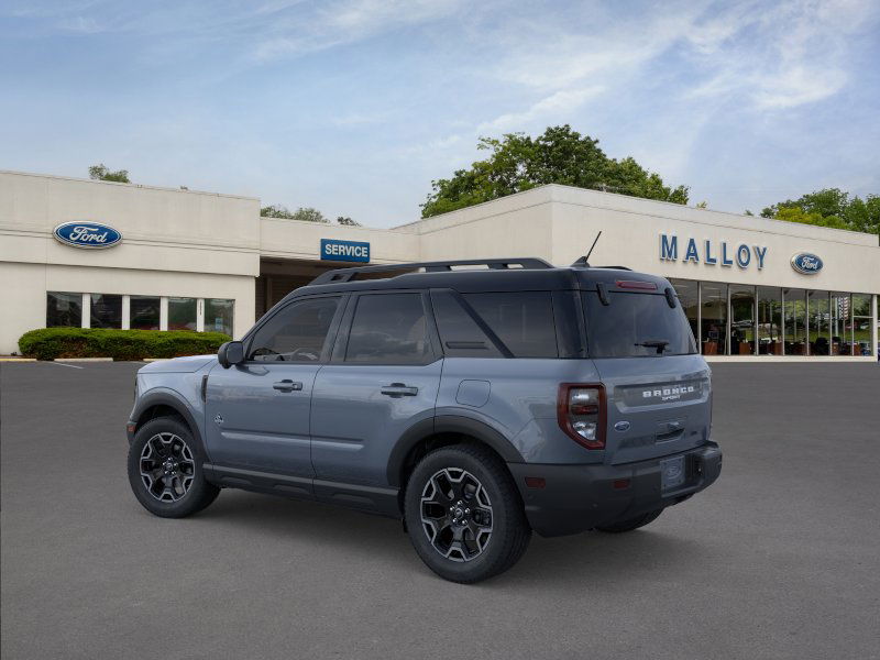 2025 Ford Bronco Sport Outer Banks photo 2