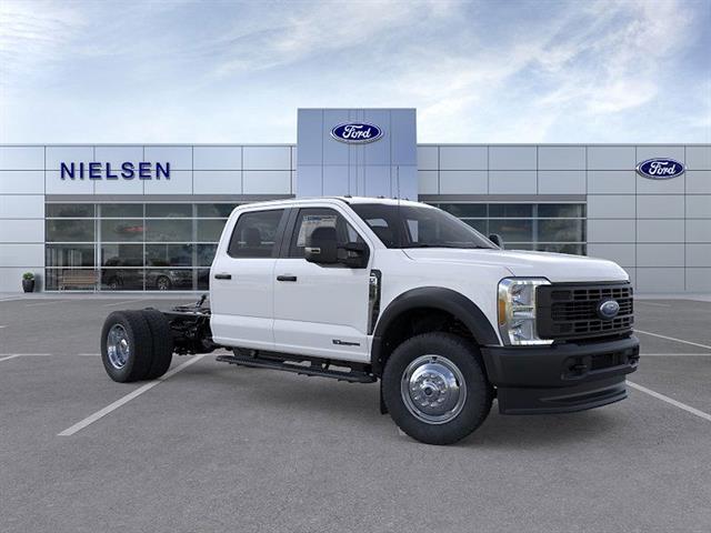 2025 Ford F-550 Super Duty Chassis Cab XL - Photo 29