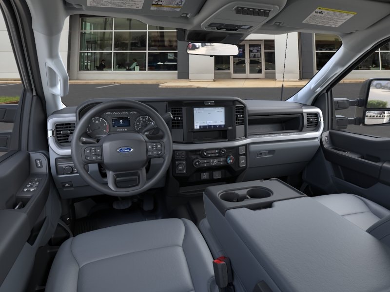 2025 Ford F-550 Super Duty Chassis Cab XL - Photo 29