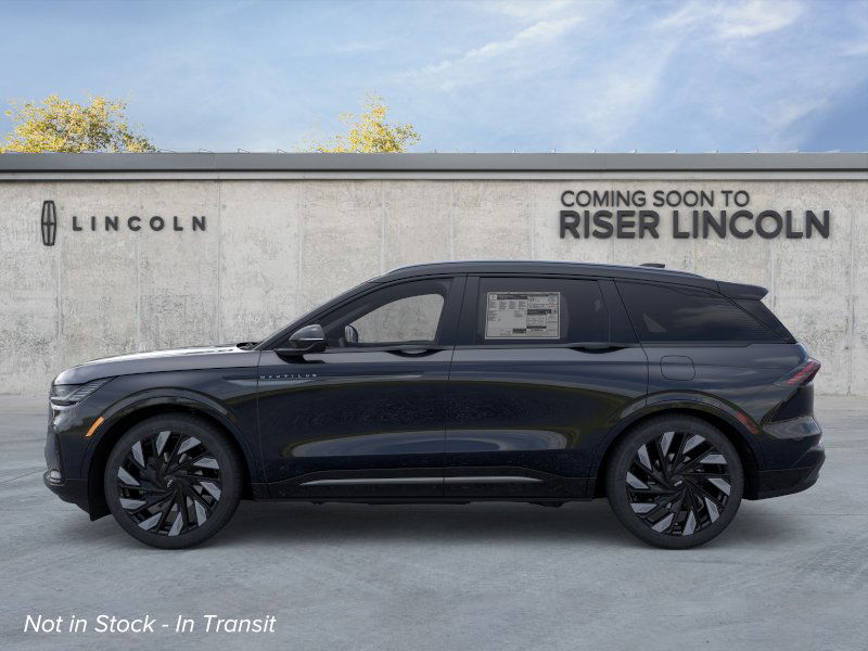 2026 Lincoln Nautilus Reserve photo 3