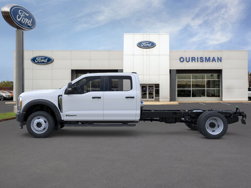 2025 Ford F-550 Super Duty Chassis Cab XL - Photo 24