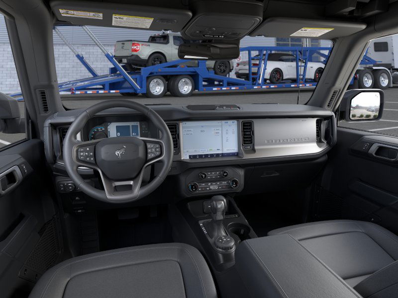 2025 Ford Bronco Outer Banks photo 11