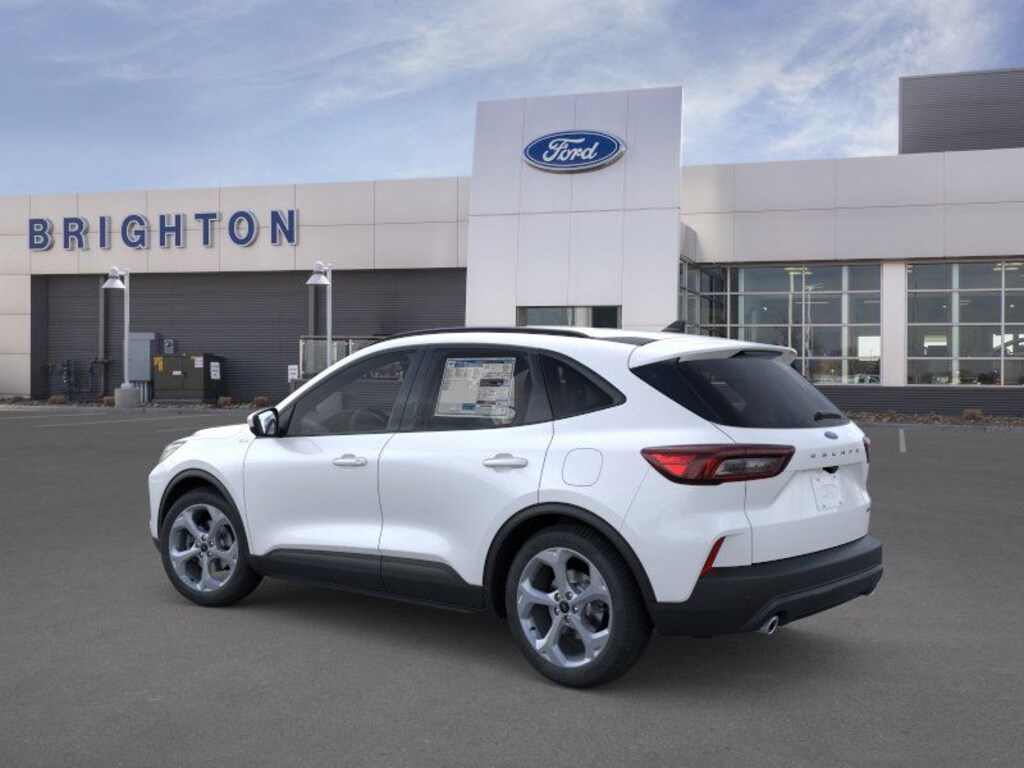 New 2026 Ford Escape Hybrid ST-Line Select SUV