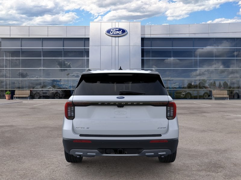 2026 Ford Explorer Active - Photo 9