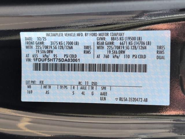 2025 Ford F-550 Super Duty Chassis Cab XL - Photo 44