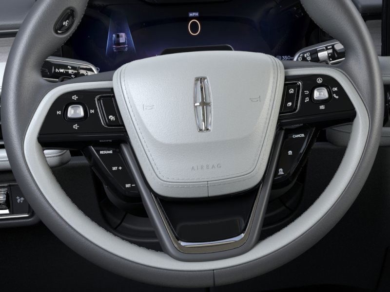 Thumbnail: 2025 Lincoln Aviator - 34