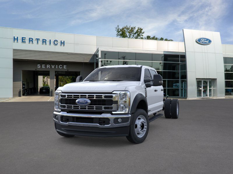 2025 Ford Super Duty F-550 DRW F-550 XL Truck Crew Cab 2025 Ford Super Duty F-550 DRW F-550 XL Truck Crew Cab