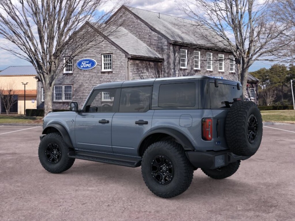 New 2025 Ford Bronco Outer Banks SUV