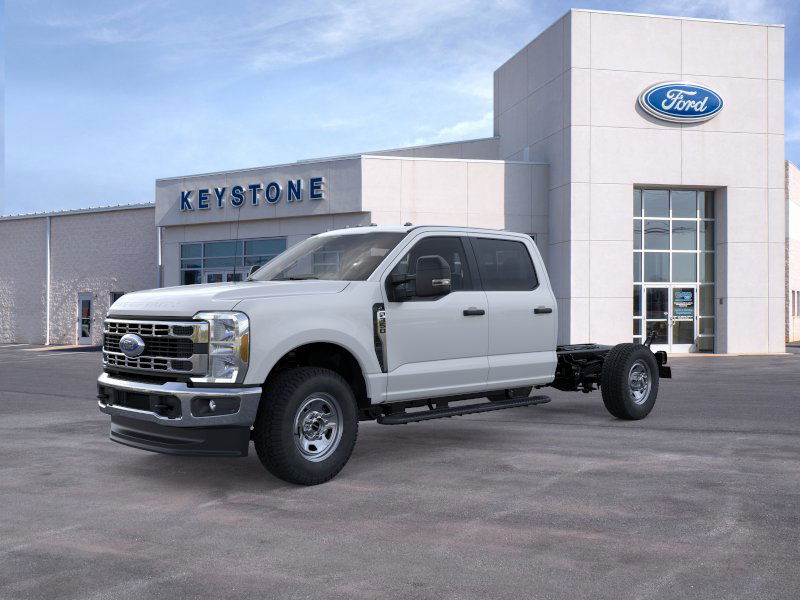 2026 Ford F-350 Super Duty Chassis Cab XL's photo