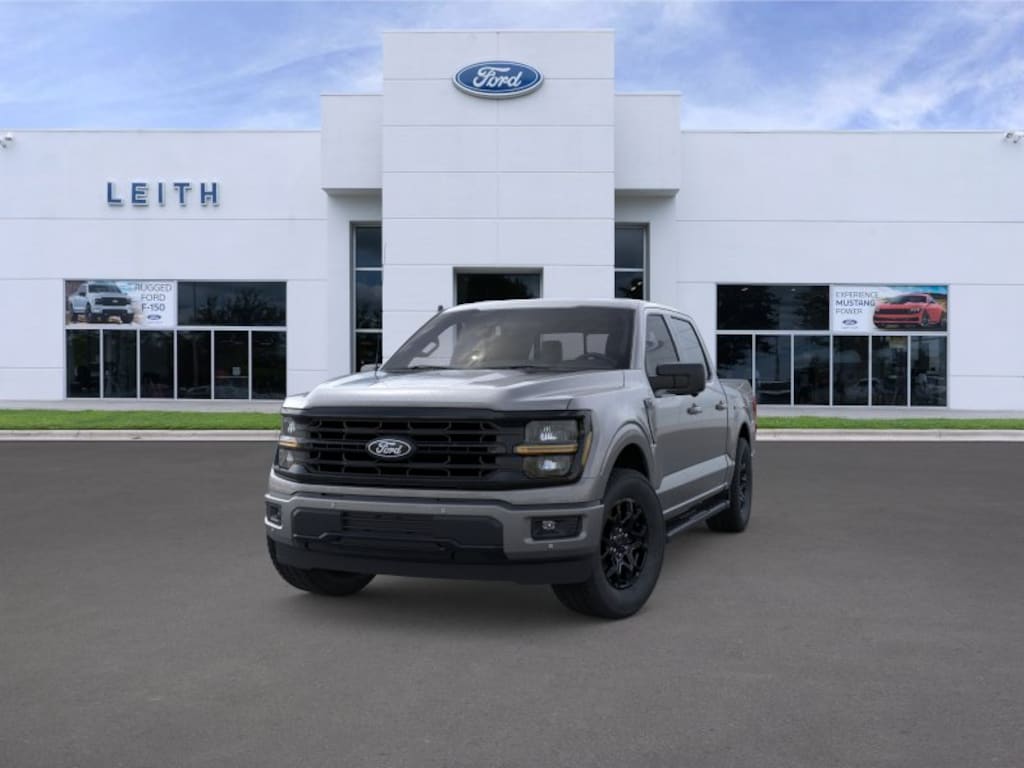 New 2026 Ford F-150 XLT XLT 2WD SuperCrew 5.5 Box
