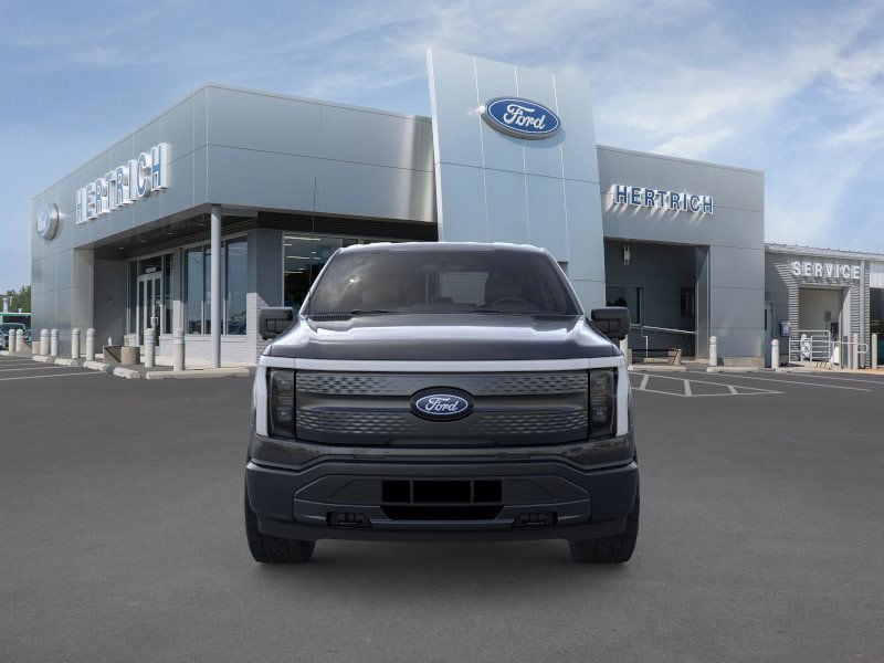 2025 Ford F-150 Lightning XLT 4WD Supercrew 5.5 Box Truck SuperCrew Cab